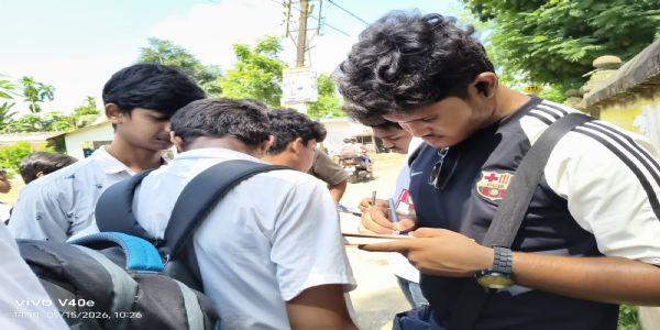 তাহেরপুরে এসএফআইয়ের সদস্য সংগ্রহ ঘিরে উত্তেজনা, থানার সামনে বিক্ষোভ