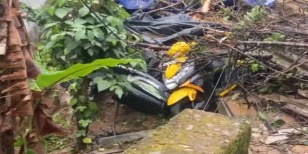 ভারী বৃষ্টিতে বিপর্যস্ত কেরলম; ইদুক্কিতে জোড়া ধস, মৃত্যু ৬ জনের