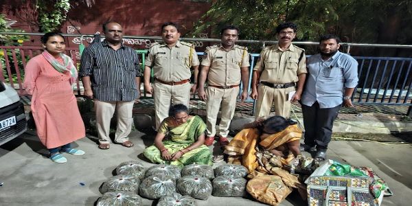 তেলেঙ্গানায় মাদক-বিরোধী অভিযানে উদ্ধার ২৮ কেজি গাঁজা, মহিলা-সহ ধৃত ৩