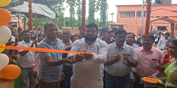 চিলাডাঙ্গী রবীন্দ্র বিদ্যাবীথিতে নবনির্মিত সাইকেল শেডের উদ্বোধন