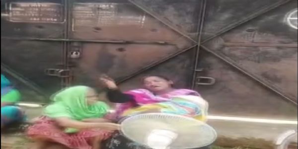 মৃত শিশুকে কোলে নিয়ে সীমান্তে দুই ঘণ্টা অপেক্ষা, বিএসএফ-এর বিরুদ্ধে অমানবিক আচরণের অভিযোগ