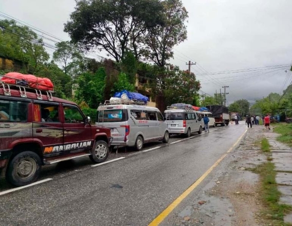 নেপালে দুর্যোগের জেরে বন্ধ কাঠমান্ডুগামী সব প্রধান মহাসড়ক