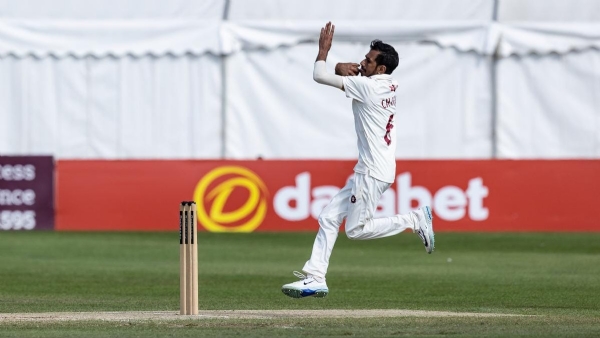 কাউন্টি ক্রিকেটে ভারতীয়: চাহালের চার উইকেট, নবীর এক উইকেট,আগরওয়াল ও সাই কিশোরের মূল্যবান অবদান।