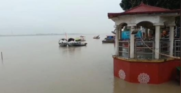 কানপুরে গঙ্গার জলস্তর কমল ৪ সেন্টিমিটার