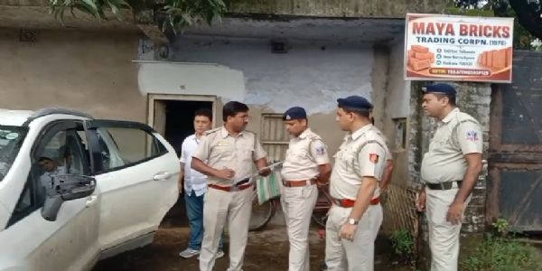 নিউ বারাকপুরে চারচাকা গাড়ি থেকে ৫৫ কেজি গাঁজা উদ্ধার, গ্রেফতার ২