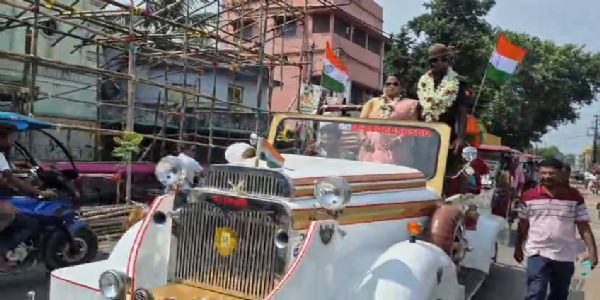 ২০ বছরের সেনাজীবন শেষে ঘরে ফিরলেন শান্তিপুরের সুব্রত মণ্ডল, উগ্রপন্থী দমনে সাফল্যের স্মৃতি তুলে ধরলেন অবসরপ্রাপ্ত হাবিলদার