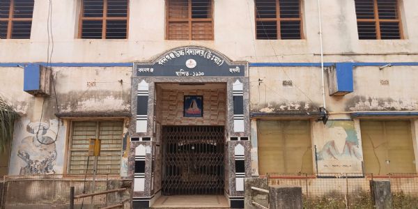 শিক্ষক দিবসের রাতেই দুঃসাহসিক চুরি বদনগঞ্জ উচ্চ বিদ্যালয়ে
