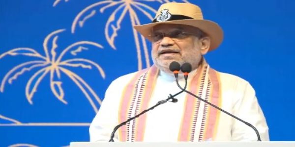 গোয়া পুলিশকে প্রেসিডেন্টস কালার প্রদান অমিত শাহ-র