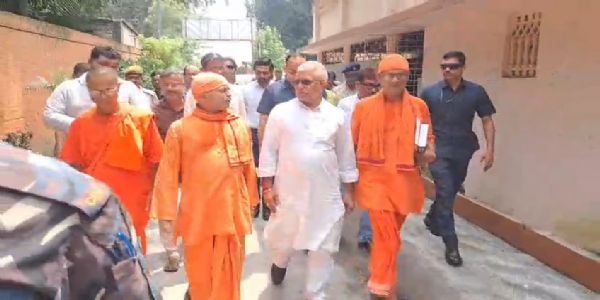 ব্যারাকপুরে রাজ্য সরকারের একদিনব্যাপী বৃক্ষরোপণ কর্মসূচির সূচনা