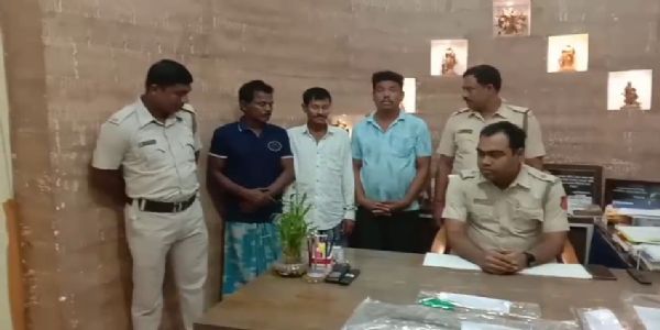 ডাকাতির উদ্দেশ্যে জড়ো হওয়ার অভিযোগ, শান্তিপুরে গ্রেফতার তিন