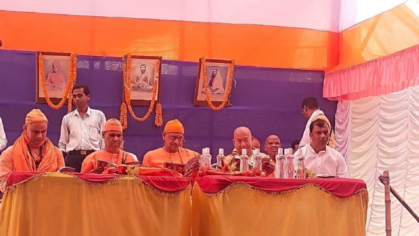 দেরেগ্রাম রামকৃষ্ণ মঠের উদ্বোধনী অনুষ্ঠান দেরেগ্রাম রামকৃষ্ণ মঠের উদ্বোধনী অনুষ্ঠান
