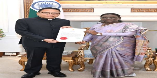 আন্তর্জাতিক কূটনৈতিক পরিসরে ডিমা হাসাওয়ের মুখ, আর্মেনিয়ায় ভারতের রাষ্ট্রদূত হাফলংয়ের সন্তান আর্মস্ট্রং চাংসান